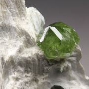 gemmy GARNET var. ANDRADITE var. DEMANTOID
