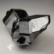 GARNET var. ANDRADITE var. MELANITE