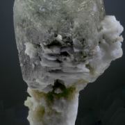 Hydroxylherderite