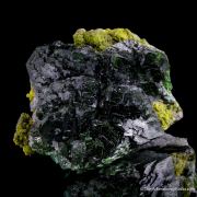 Zincolivenite