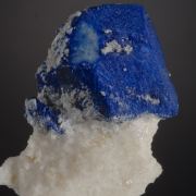 Lazurite pseudo after Sodalite