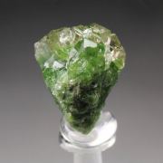 gem GARNET var. GROSSULAR with GREEN CHROMIAN PHANTOMS