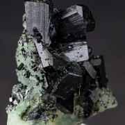 Babingtonite on Prehnite