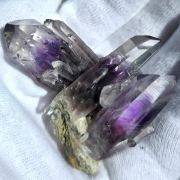 Quartz ( var. Amethyst )