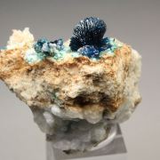 VESZELYITE