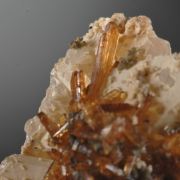 Eosphorite - elongated crystals with Zanazzite