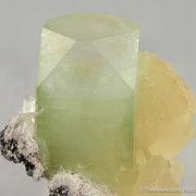 Fluorapophyllite