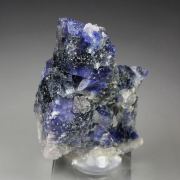crystalised CARLETONITE