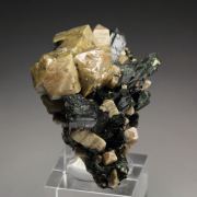 ZIRCON, AEGIRINE