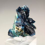 VESZELYITE
