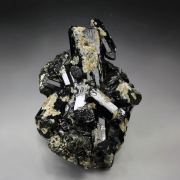 AUGITE, QUARTZ pseudomorph