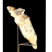Quartz. 640.0 ct.