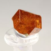 gem GARNET var. GROSSULAR