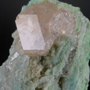 Grossular (pink) w. Diopside