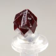 twinned CINNABAR floater