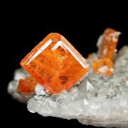Wulfenite on Quartz