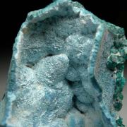 Shattuckite over Dioptase over Calcite
