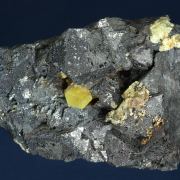 Magnetite with Fluorapatite