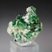 gem GARNET var. GROSSULAR var. CHROMIAN, DIOPSIDE