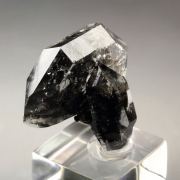 bi-terminated QUARTZ with bitumen inclusions