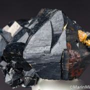 Ilvaite