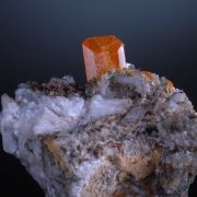 Wulfenite 