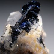 Covellite with Quartz