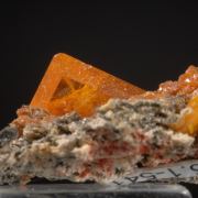 Wulfenite 
