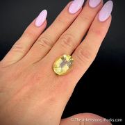 Labradorite (18.35 ct)