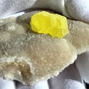 Sulfur on Aragonite