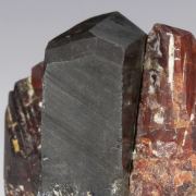Tantalite-(Fe) with Tantalite-(Mn) - illustrated