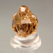 gem GARNET var. GROSSULAR