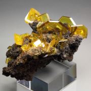 WULFENITE