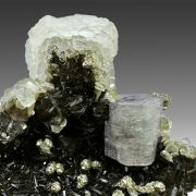 Fluorapatite, muscovite PANASQUEIRA