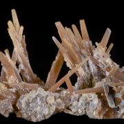 Quartz - red acicular form