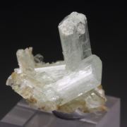 PARAVAUXITE