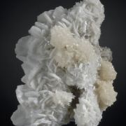 Strontianite on Barite