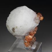 SERANDITE, ANALCIME