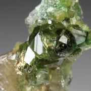 gem GARNET var. GROSSULAR var. CHROMIAN, CHROMITE