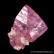 Cobalt-bearing Calcite