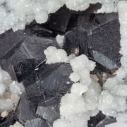 Sphalerite, Calcite