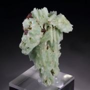 PHOSPHOPHYLLITE twinned