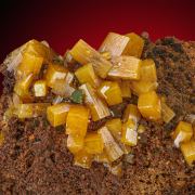 Wulfenite 