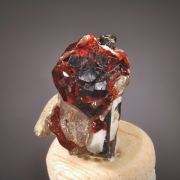 Spessartine on Quartz