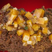 Wulfenite 