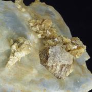 Vesuvianite in Calcite