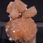 Olmiite with Calcite and Oyelite