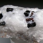 Spinel in Calcite