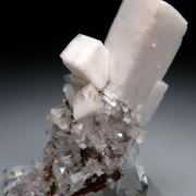 Calcite on Hemimorphite