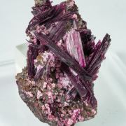 Erythrite